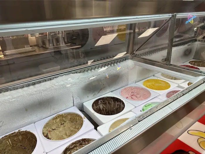 Coney Waffle, Ice Cream and Sweet Shop Picture 7