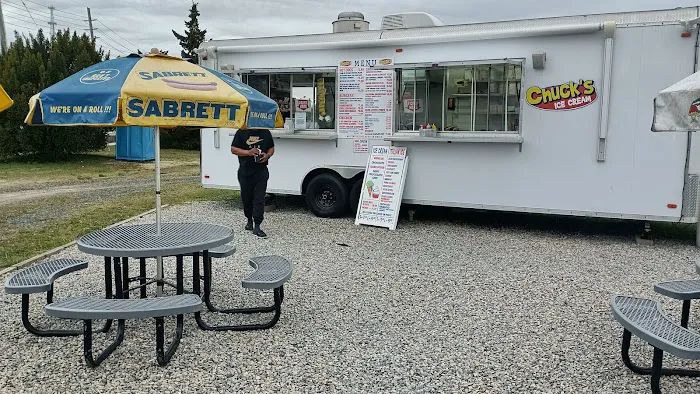 Chuck's Ice Cream Picture 7