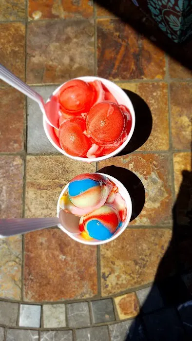 Chuck's Ice Cream Picture 1
