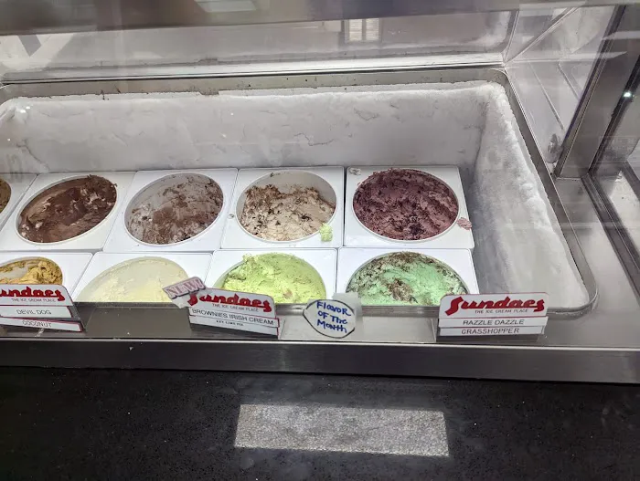 Sundaes The Ice Cream Place Picture 7