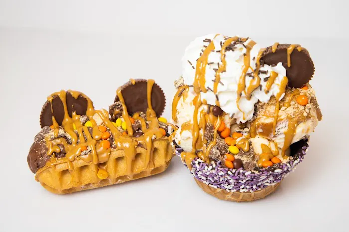 Coney Waffle, Ice Cream and Sweet Shop Picture 2