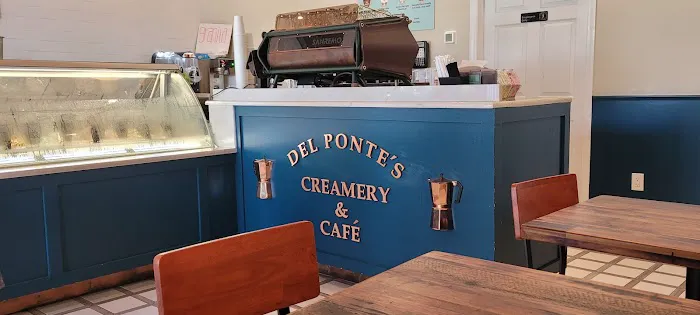 Del Ponte's Cafe & Creamery Picture 5