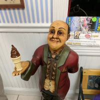 Niki Maccanico's Homemade Ice Cream ico