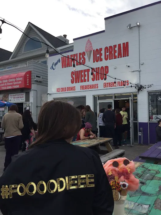 Coney Waffle, Ice Cream and Sweet Shop Picture 1