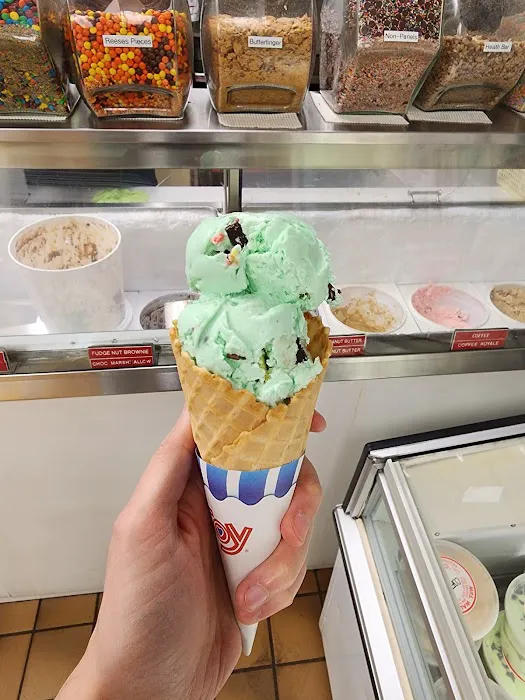 Mrs. Walker's Ice Cream Parlor Picture 5