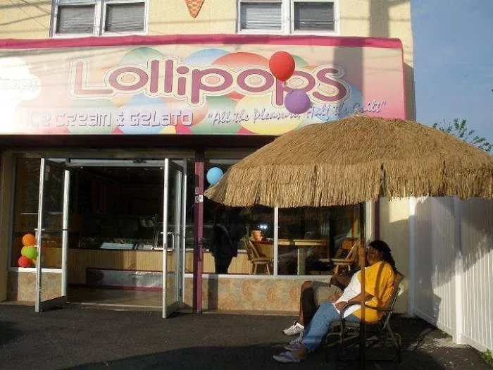 Lollipops Ice Cream And Gelato Picture 1