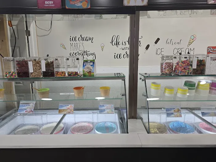 Sweet & Tings Lash Ice cream Juice Bar Picture 8