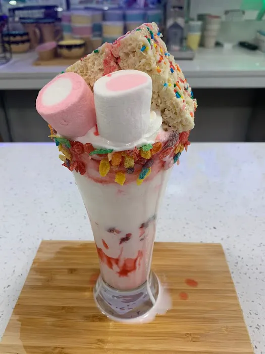 Sweet & Tings Lash Ice cream Juice Bar Picture 6