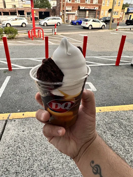 Dairy Queen (Treat) Picture 1