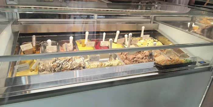 Vico Gelato & Caffé Picture 9
