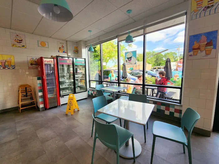 Sunny Daes Ice Cream Picture 2