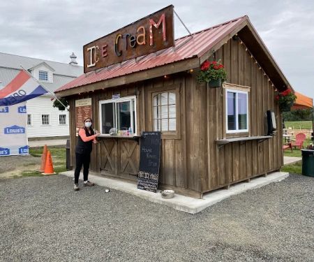 Hadley Scoop at the Silos ice cream farm