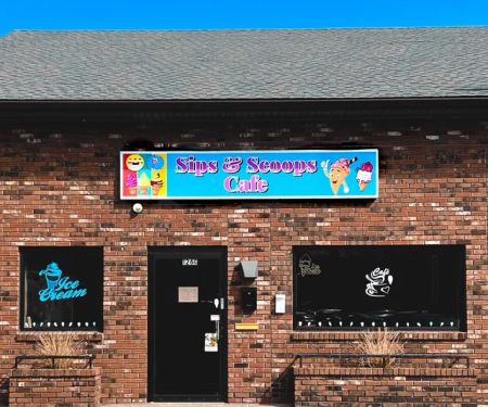 Sips & Scoops Cafe