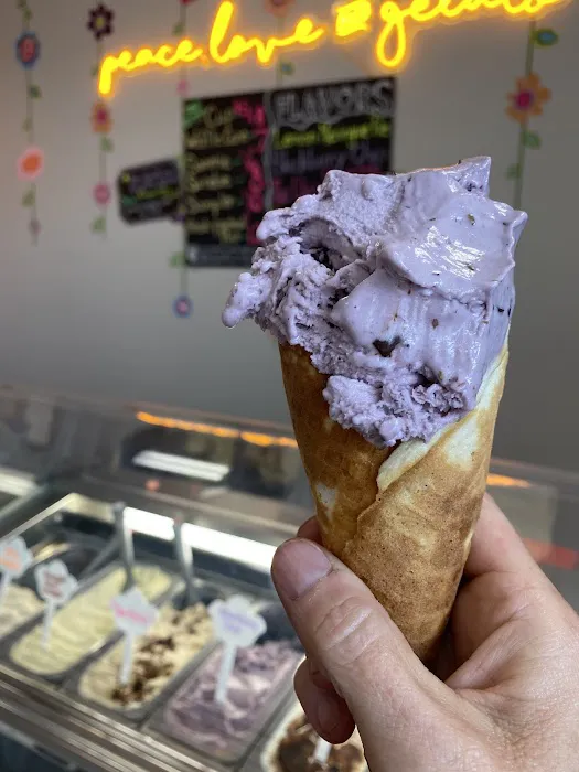Frisky Cow Gelato Picture 10