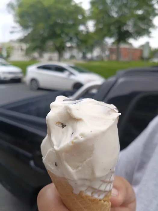 Batch Ice Cream Scoop Shop South Hadley Picture 4
