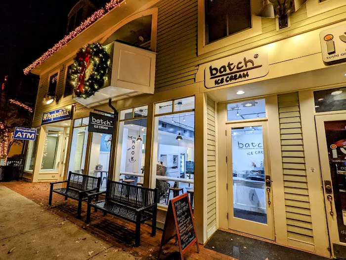 Batch Ice Cream Scoop Shop South Hadley Picture 9