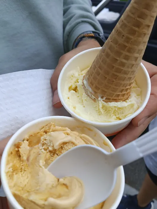 Batch Ice Cream Scoop Shop South Hadley Picture 7