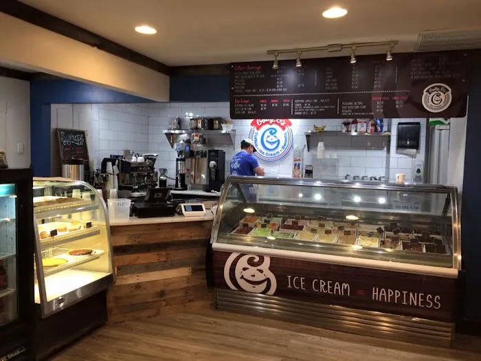 Golly G's Ice Cream Picture 6