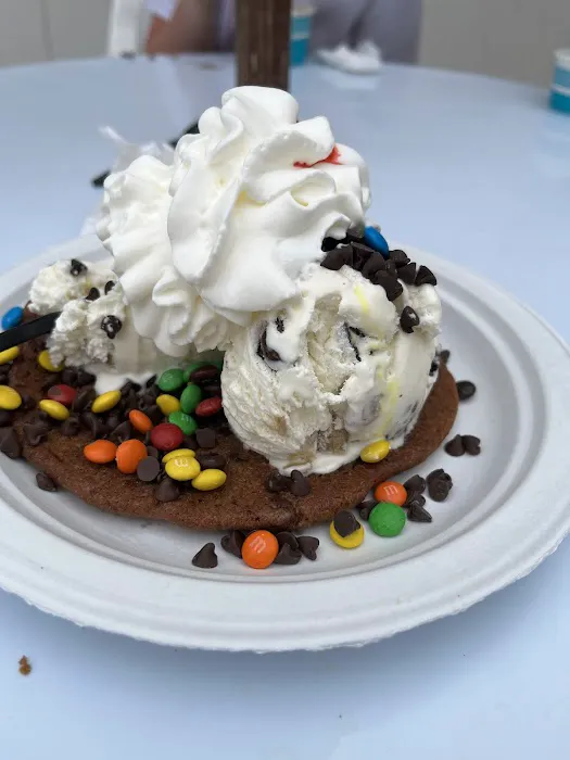Brain Freeze Ice Cream Parlor Picture 3
