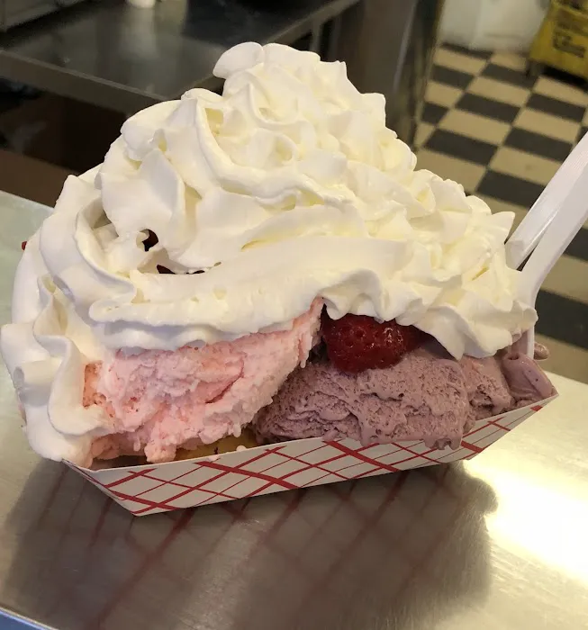 The Windmill Belgian Waffles & Ice Cream Picture 7