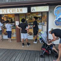 The Windmill Belgian Waffles & Ice Cream ico