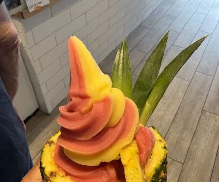 The Chillin Pineapple