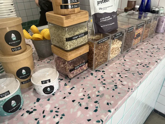 Pure Twist + Pure Juice Market Picture 3