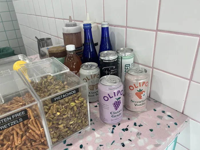 Pure Twist + Pure Juice Market Picture 5