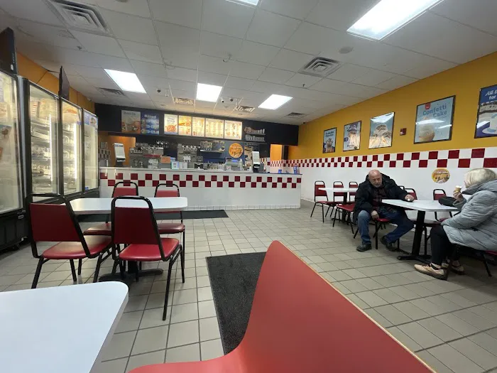 Dairy Queen (Treat) Picture 9