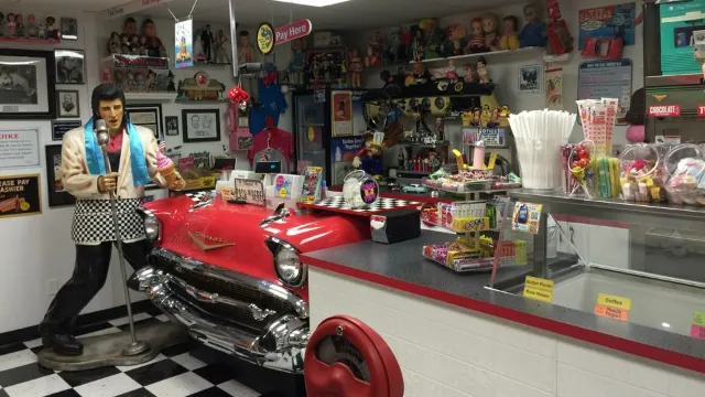 Cool Scoops Ice Cream Parlor Picture 9