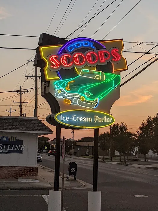 Cool Scoops Ice Cream Parlor Picture 3