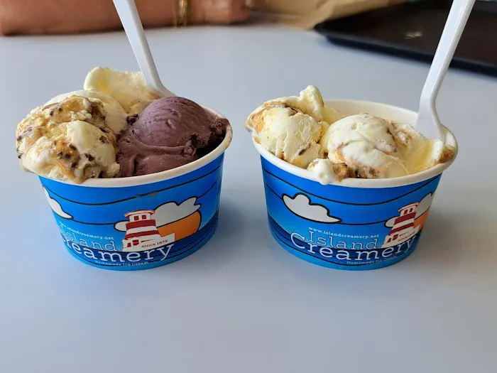 Island Creamery Picture 4