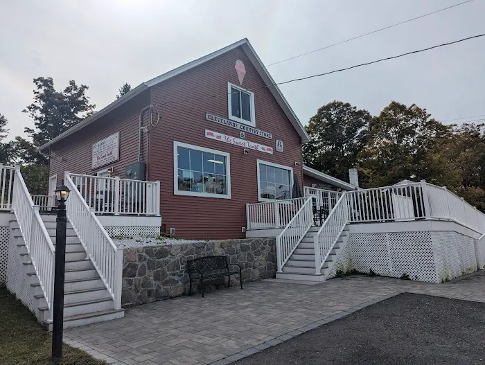Clevelands' Country Store Picture 3