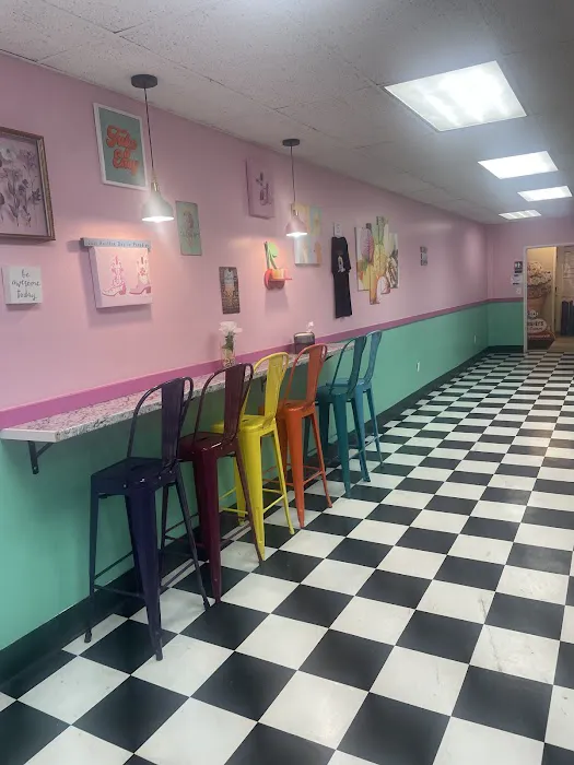 5 Scoops Sweet Shoppe Picture 3