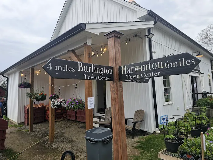Farmstead Ice Cream at Tonn's Marketplace Picture 5