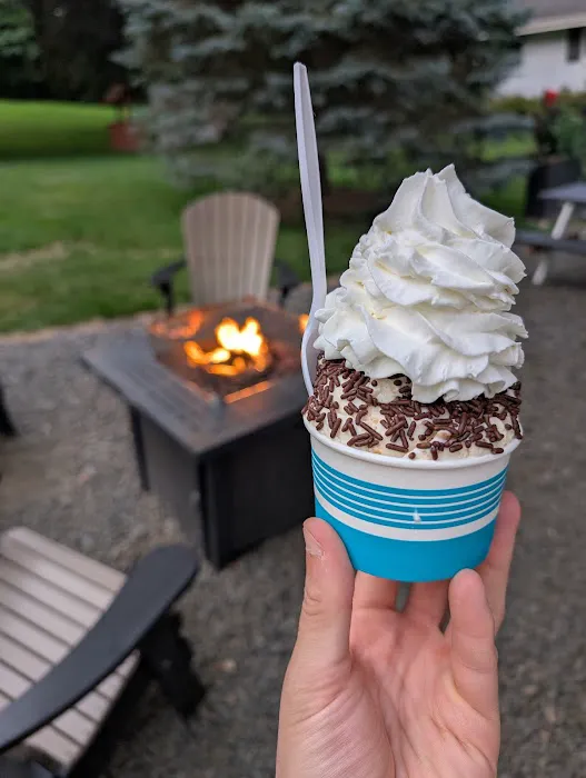 Farmstead Ice Cream at Tonn's Marketplace Picture 2