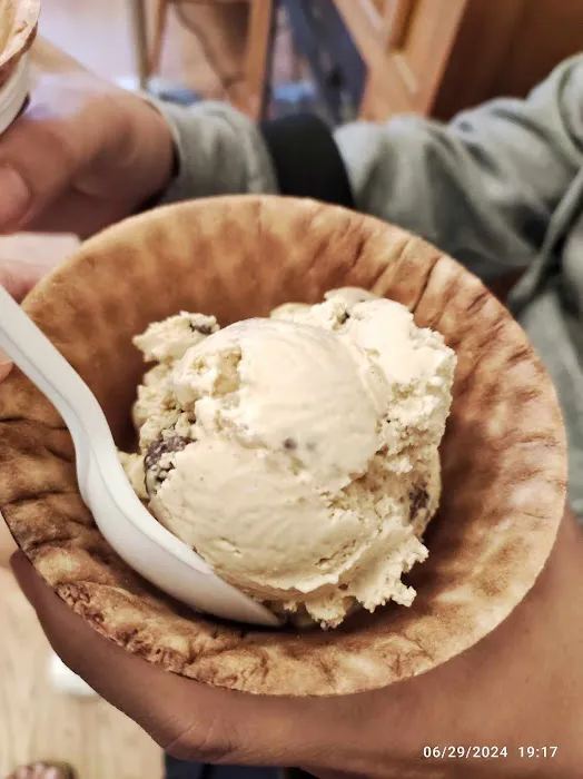 Goody Bassett's Ice Cream Picture 5