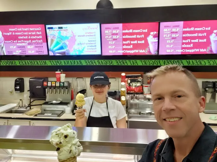 Praline's Ice Cream Picture 1