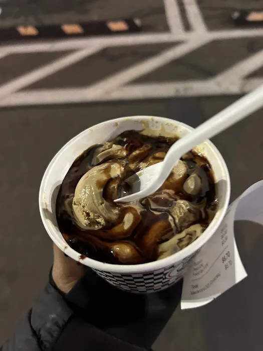 Ashley's Ice Cream Picture 8