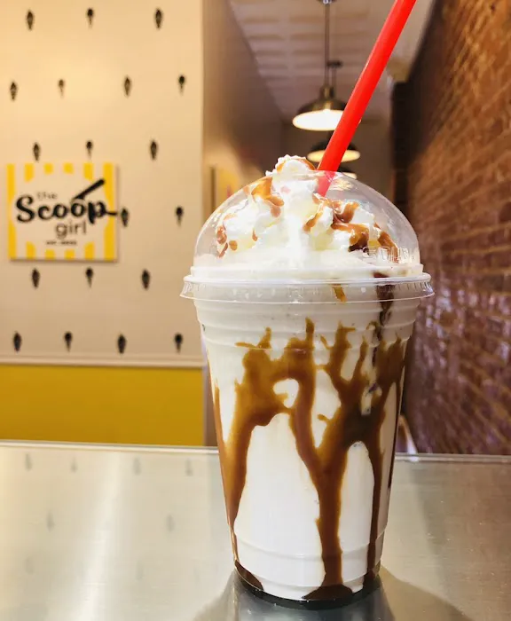 The Scoop Girl Picture 7