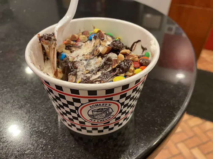 Ashley's Ice Cream Picture 4