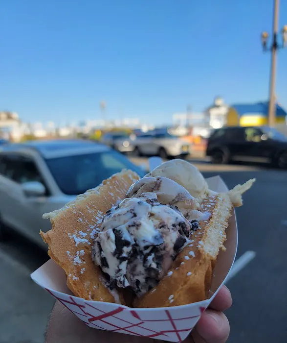 Coney Waffle, Ice Cream and Sweet Shop Picture 9