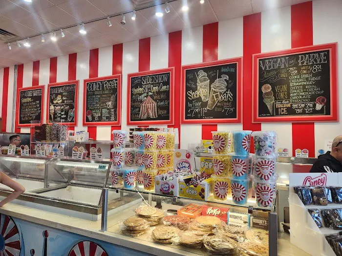Coney Waffle, Ice Cream and Sweet Shop Picture 6