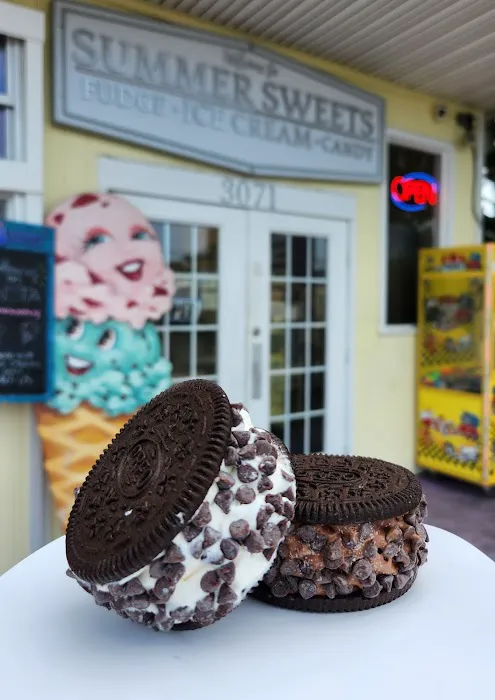 Summer Sweets Ice Cream Shop in Lavallette, NJ Picture 9