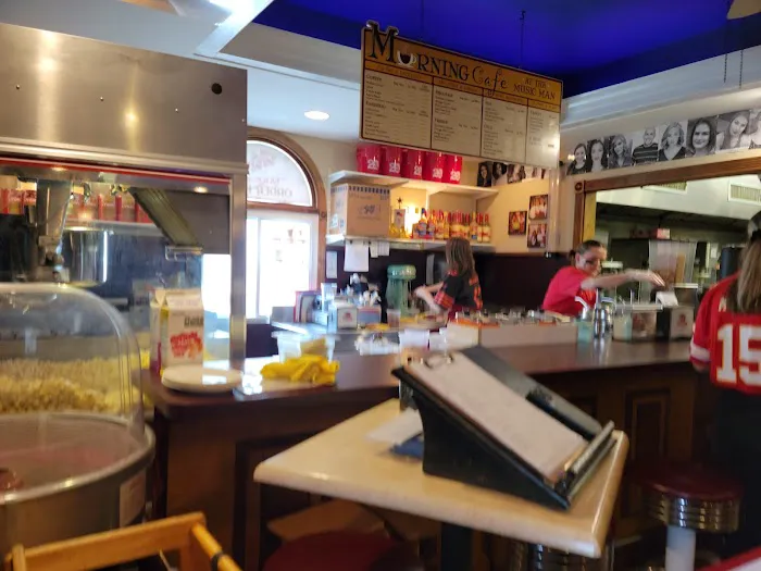 The Music Man Singing Ice Cream Shoppe Picture 9