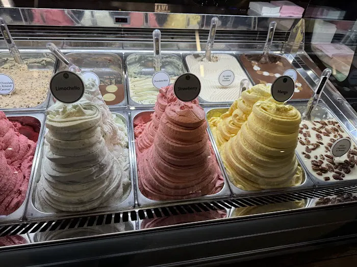 Gelato Factory Picture 10