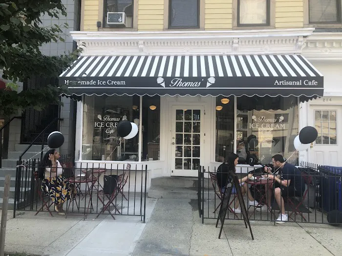 Thomas Ice Cream Cafe Picture 7