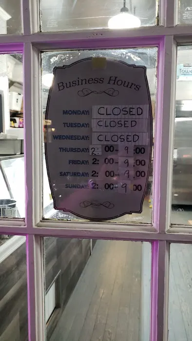Thomas Ice Cream Cafe Picture 1