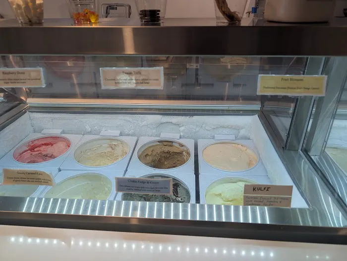 Maroons Creamery - Hand Crafted Ice Cream Picture 1