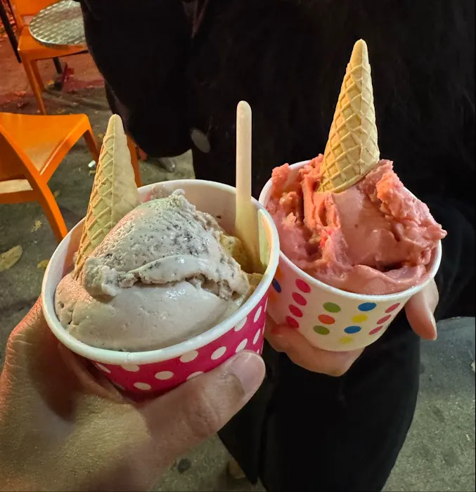 Jun's Macaron Gelato Picture 2